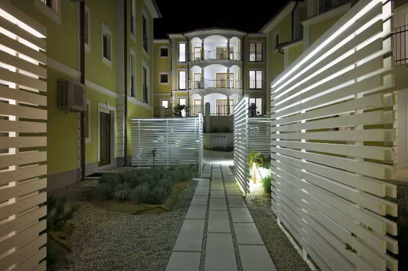 Apartments Poville Residence Povile Kültér fotó
